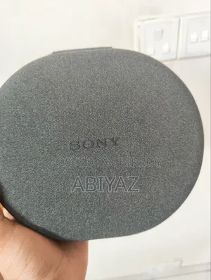 Sony ULT Wear (Black)