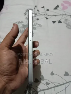 ভিভো ওয়াই৪০০ ২৫৬ জিবি হোয়াইট
