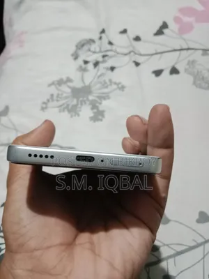 ভিভো ওয়াই৪০০ ২৫৬ জিবি হোয়াইট