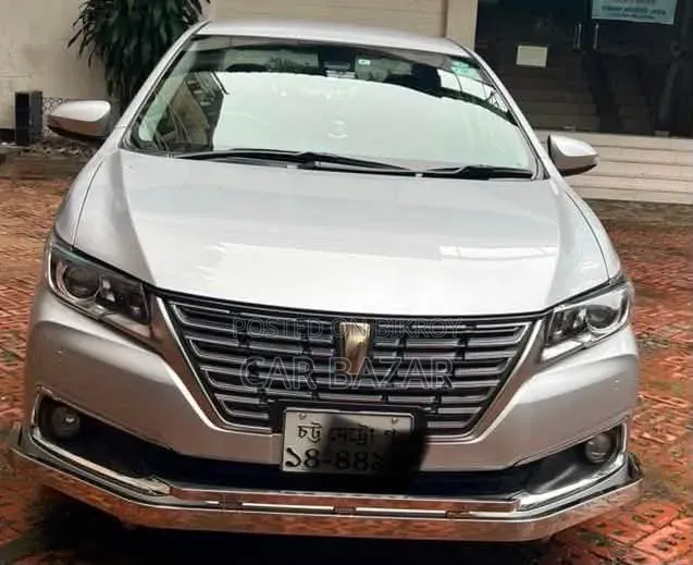 Toyota Premio 1.5 Front-Wheel Drive 2018 Silver