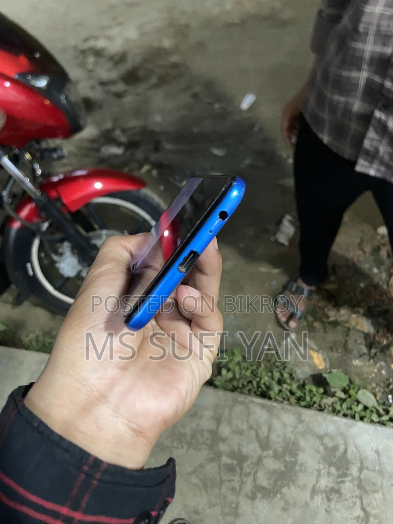 Walton 64 GB Blue