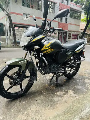 ইয়ামাহা স্যালুটো ১২৫ ২০২০ কালো