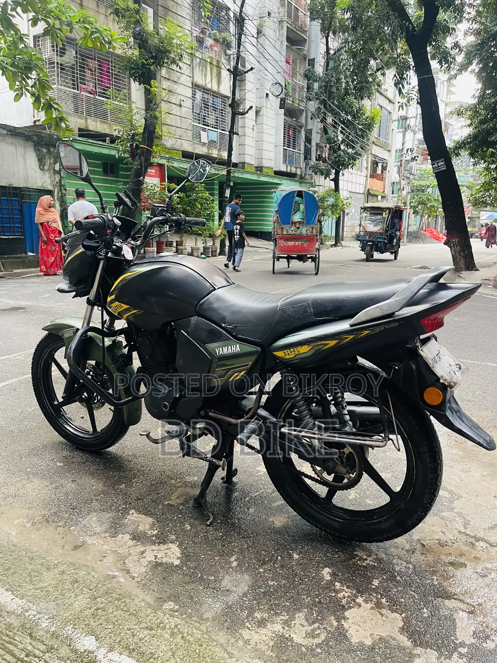 ইয়ামাহা স্যালুটো ১২৫ ২০২০ কালো
