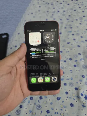 Apple iPhone SE (2020) 64 GB Red