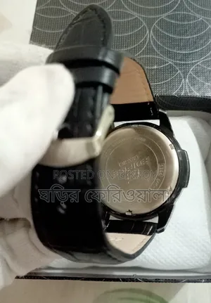 অরিজিনাল ক্যাসিও এডিফাইস ইএফআর-৫৩৫ডিওয়াই কোয়ার্টজ ওয়াচ