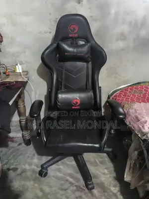 Gaming Chair (MARVO) Used but completely like new.