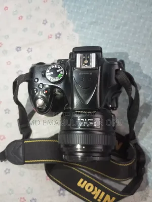 Nikon D5200