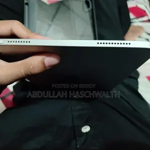 New Apple iPad (2025) 128 GB Silver