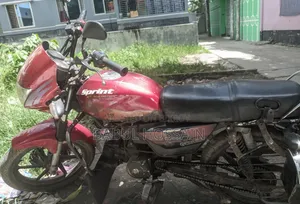 ওয়ালটন ক্রুজ ২০১০ লাল