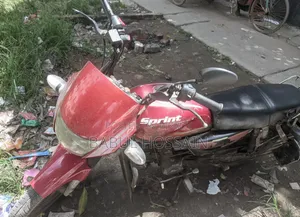 Walton Cruize 2010 Red