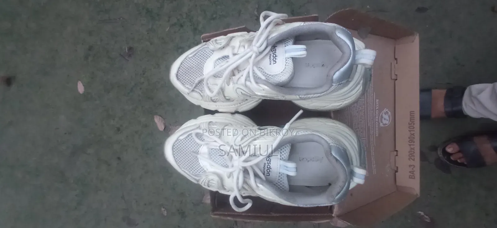Shoes for sale, a pair of MagicTime AGSDON (奥古狮登) brand shoes