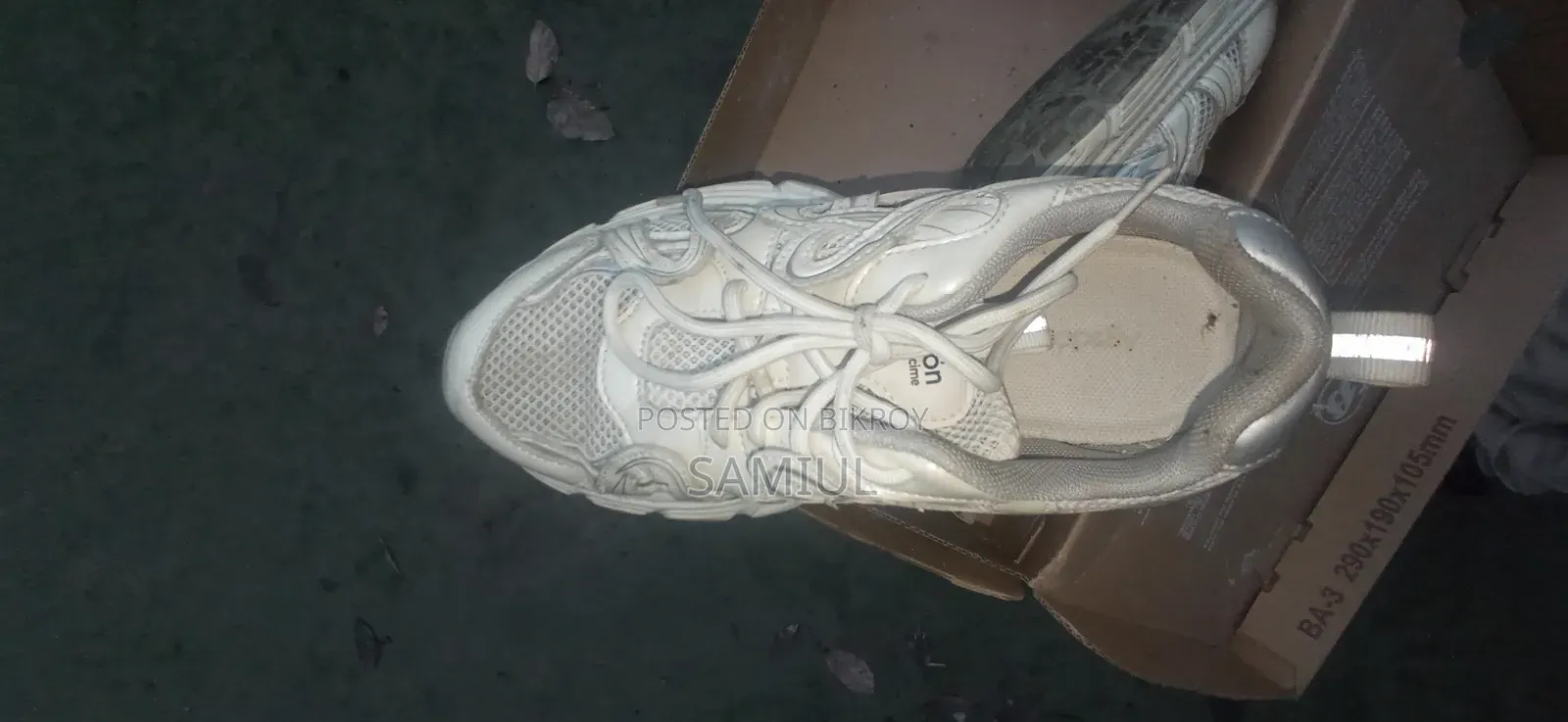Shoes for sale, a pair of MagicTime AGSDON (奥古狮登) brand shoes