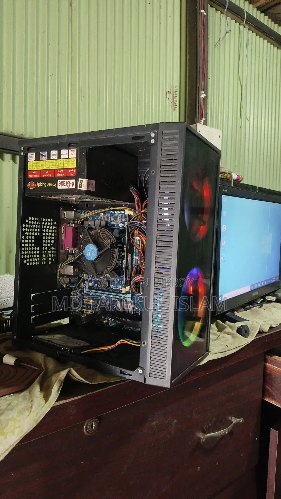 Desktop Computer Gigabyte 8GB Intel Core I3 HDD 500GB