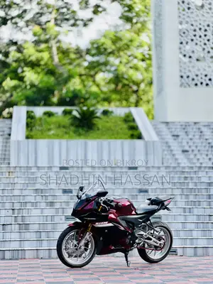 Yamaha R15 V3 2022 Silver