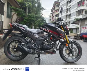 Honda Hornet 2.0 2025 Black