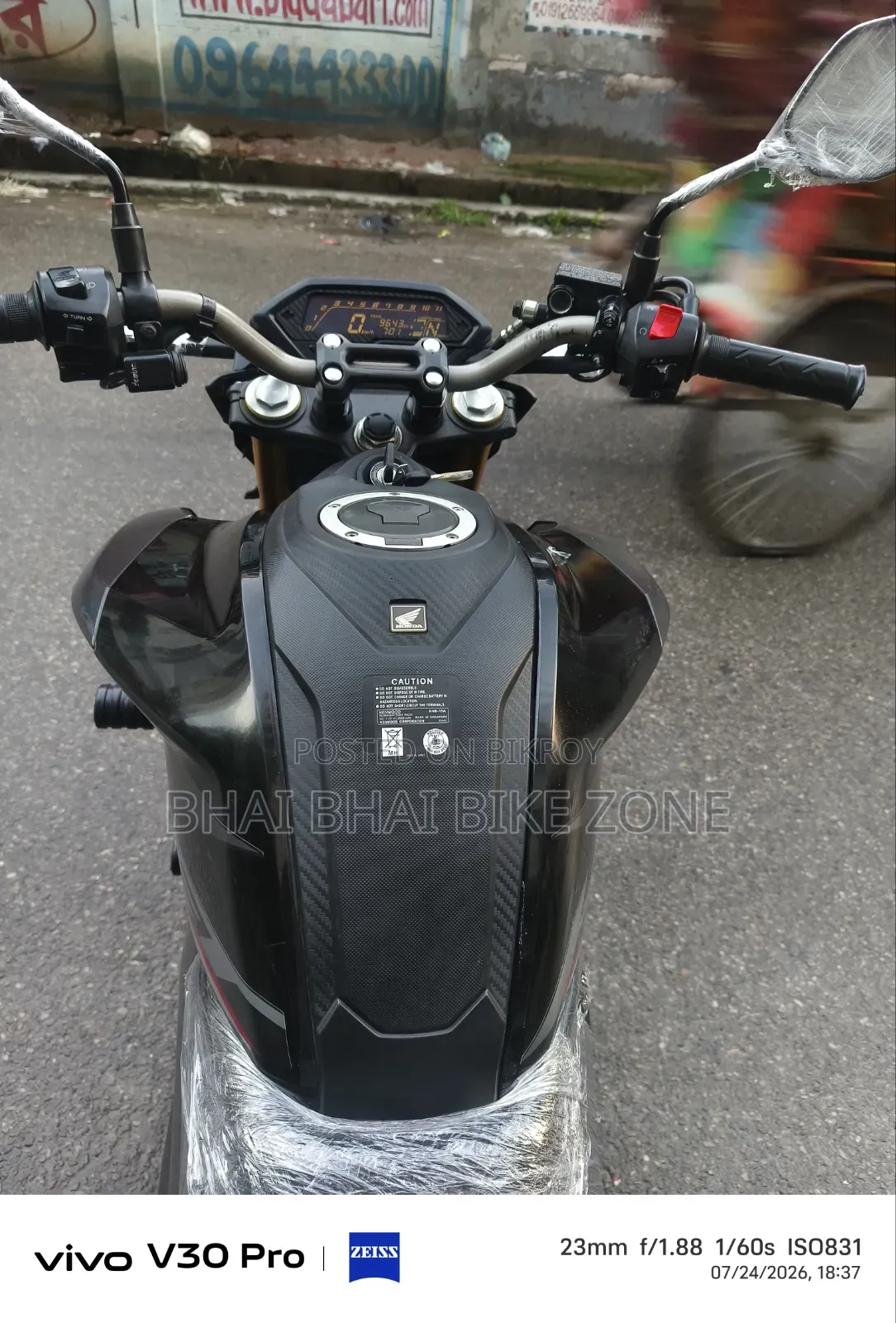 Honda Hornet 2.0 2025 Black