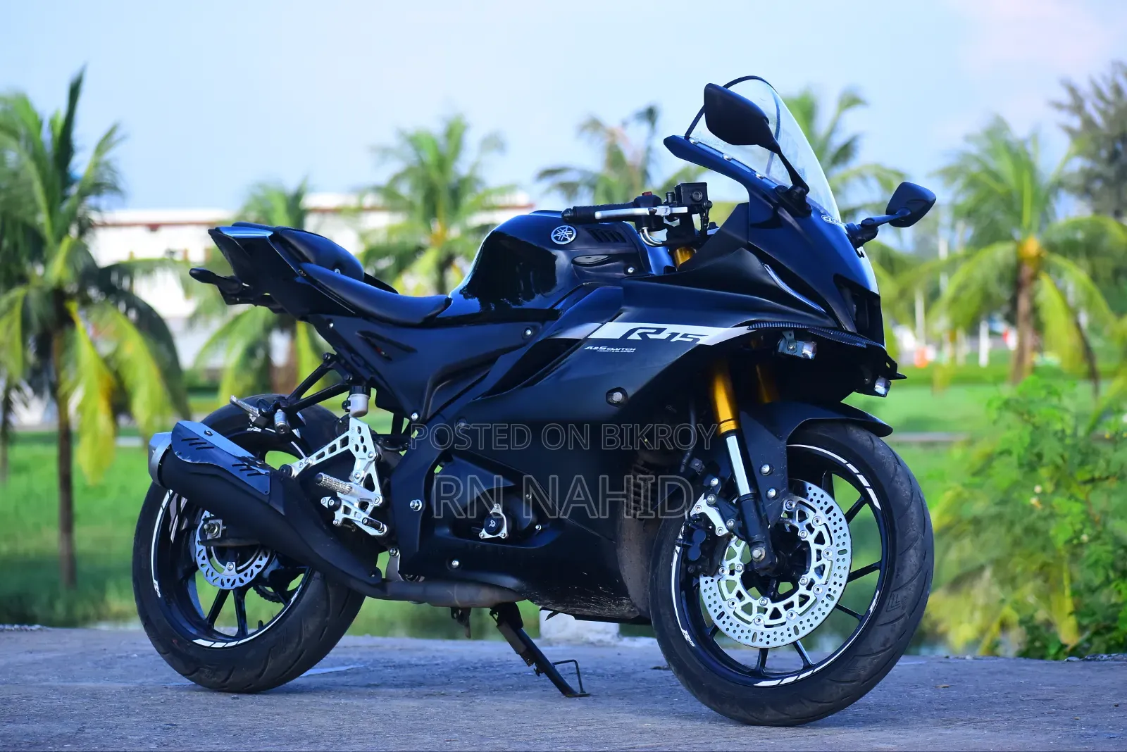 Yamaha 2025 Black
