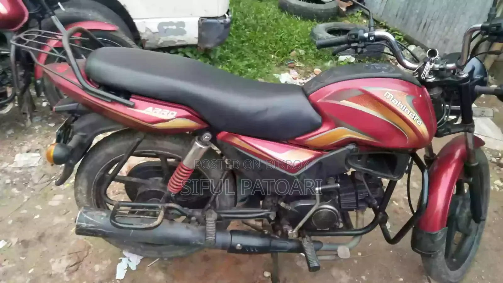 Mahindra Centuro 2016 Red