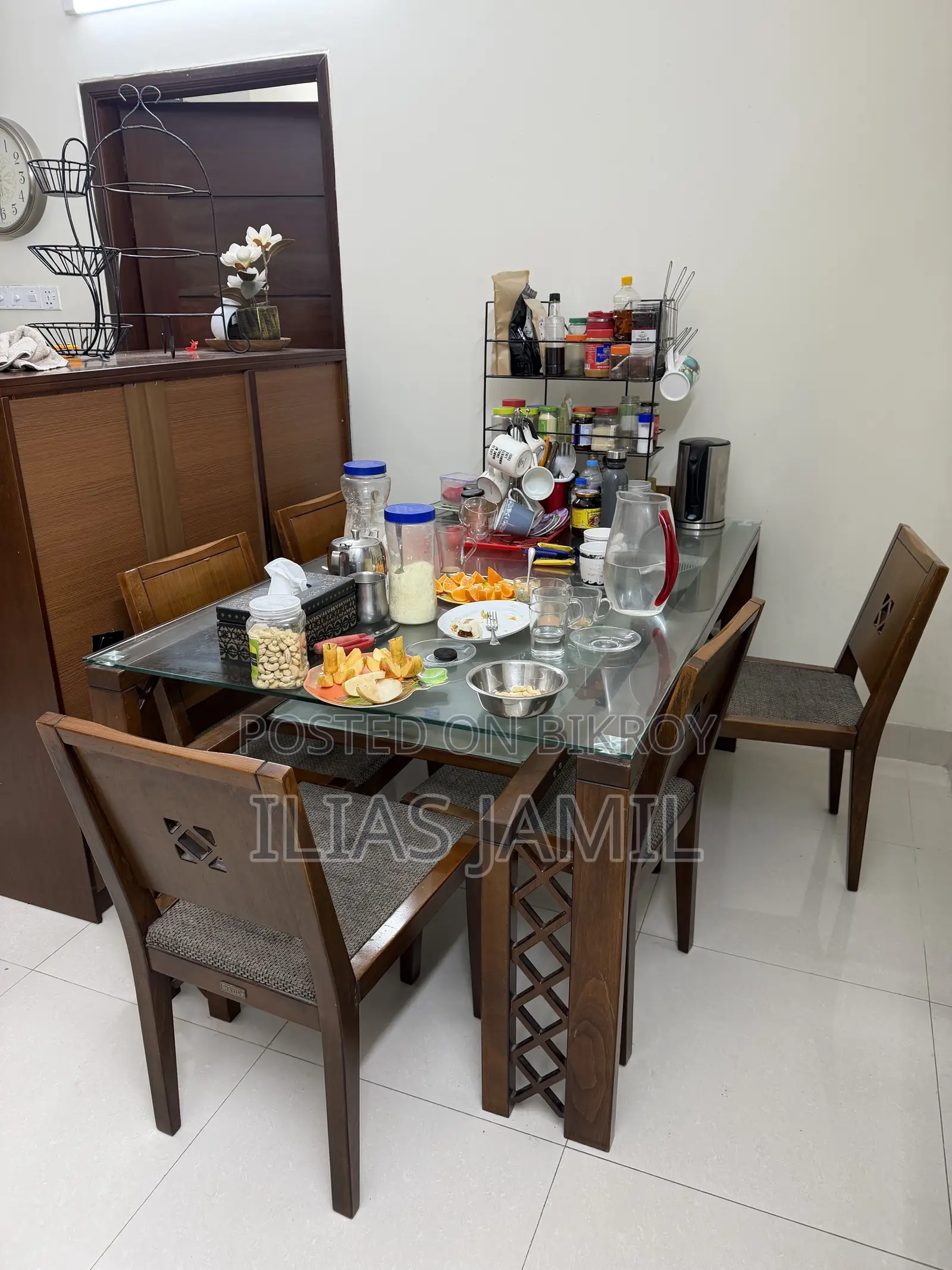 Hatil 6 Seater Dining Table