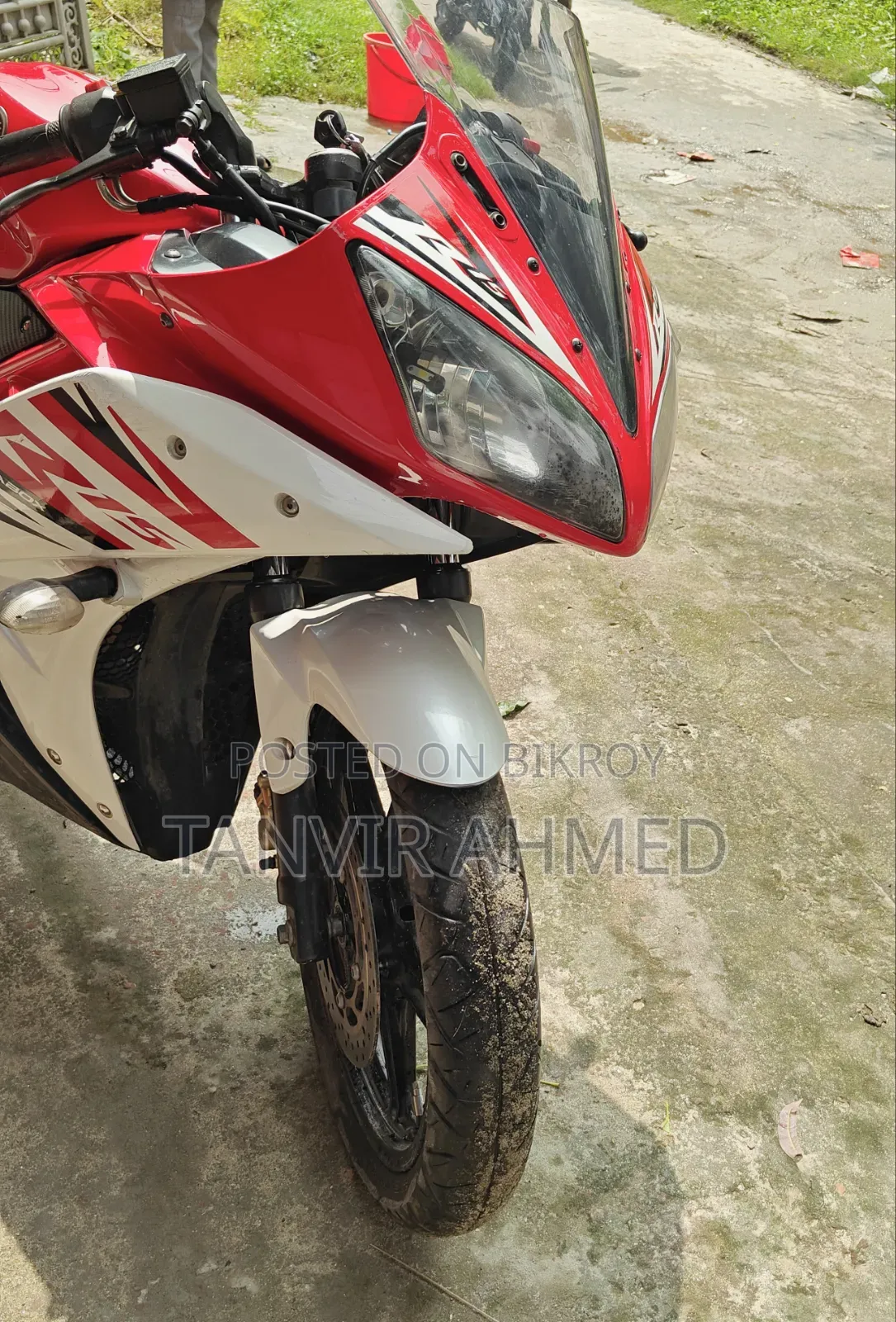 Yamaha YZF-R 2015 Red