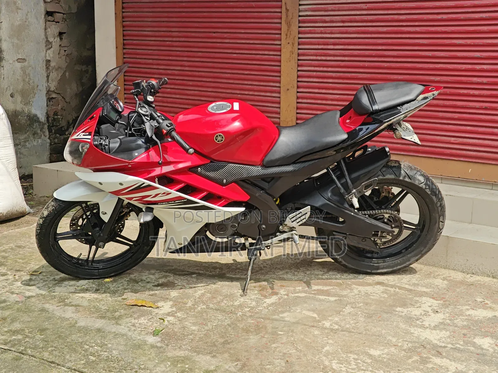 Yamaha YZF-R 2015 Red
