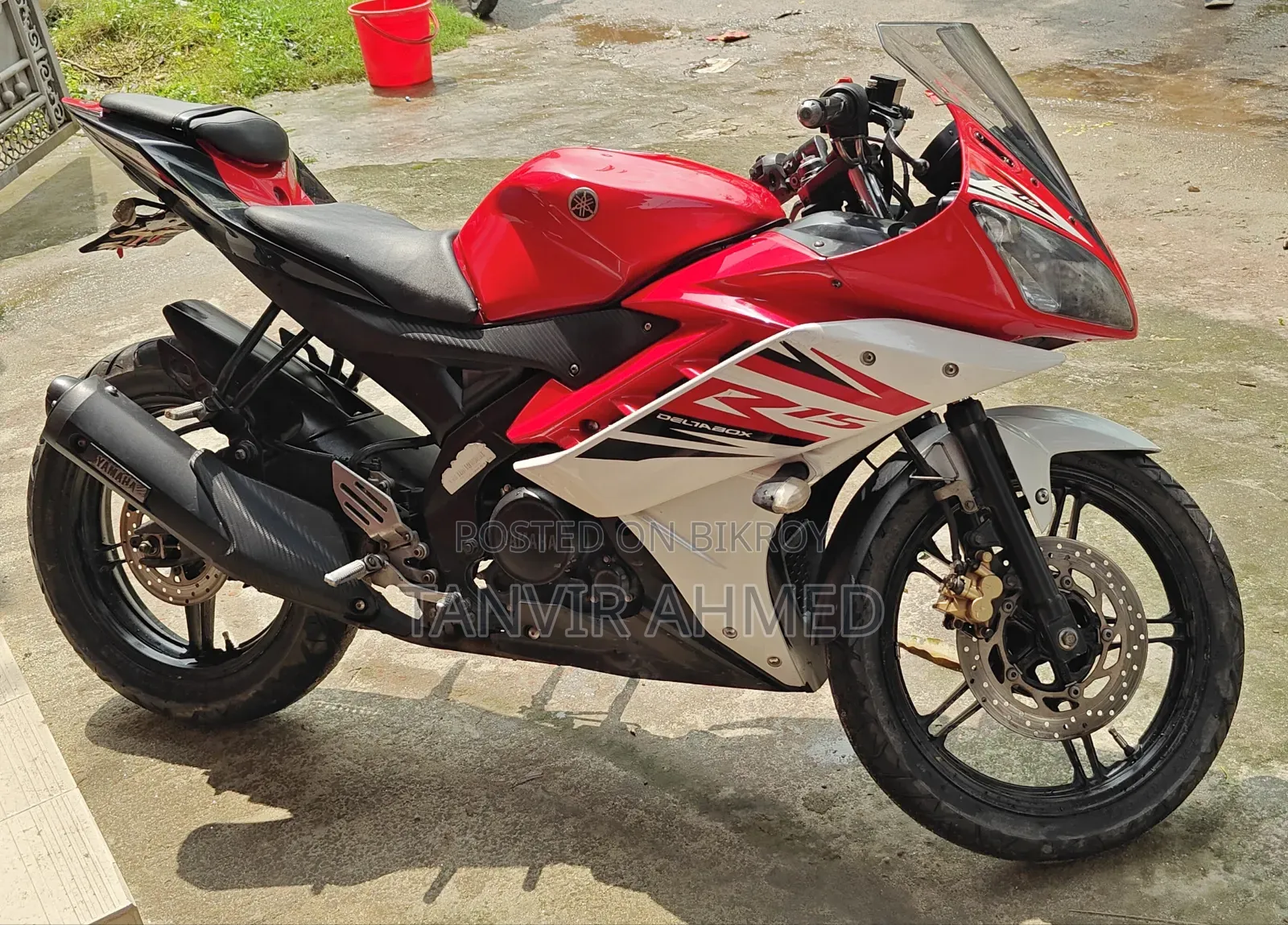 Yamaha YZF-R 2015 Red