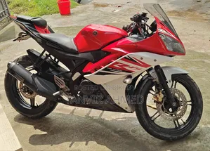 Yamaha YZF-R 2015 Red