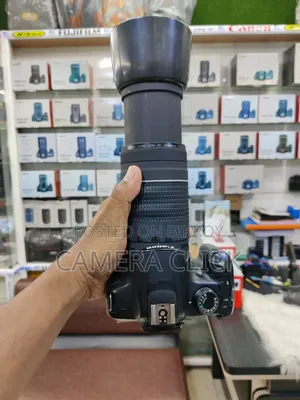 Canon 1200D 75-300mm Telephoto Lens