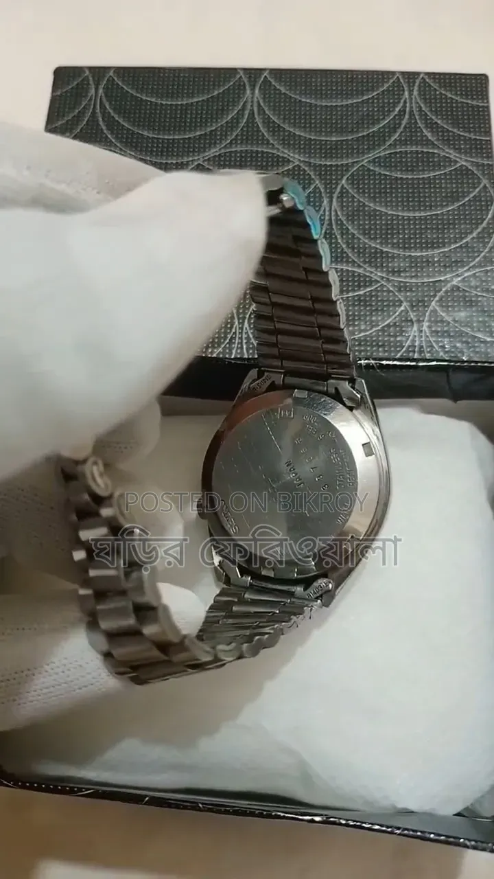 Original Seiko 5 Automatic 21 Jewels Watch 34mm