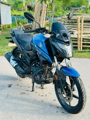 Honda X-Blade 160 2021 Blue