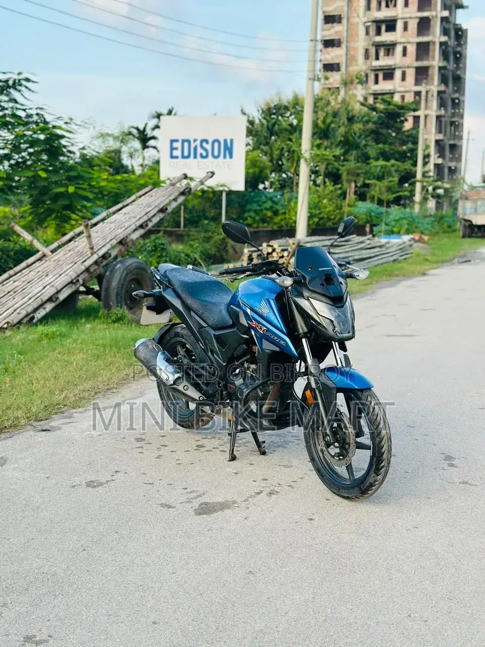 Honda X-Blade 160 2021 Blue