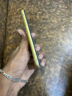 অ্যাপল আইফোন ১১ ১২৮ জিবি হলুদ