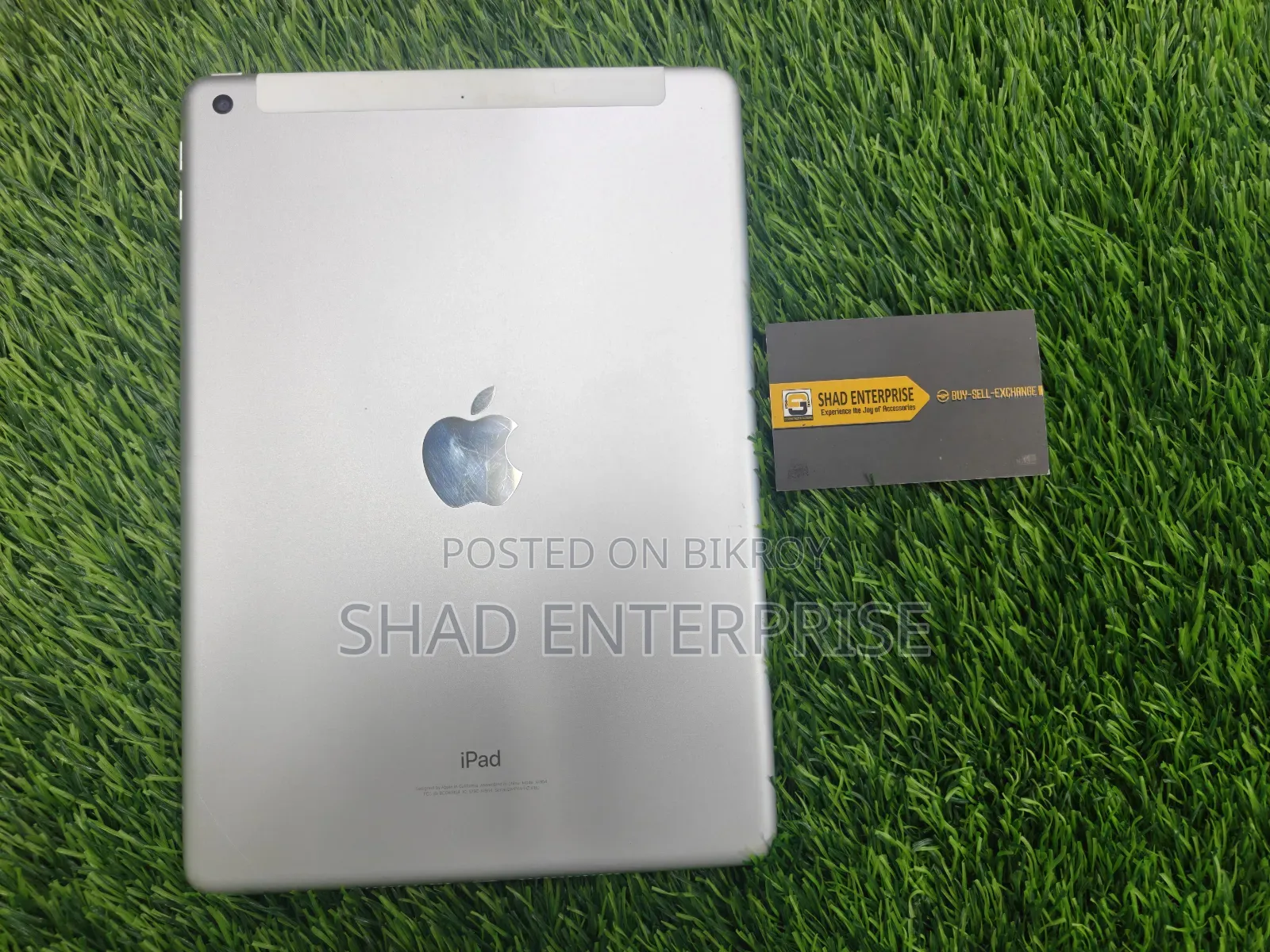 Apple 32 GB Silver