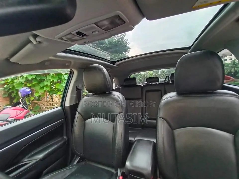 Mitsubishi RVR 2010 Blue