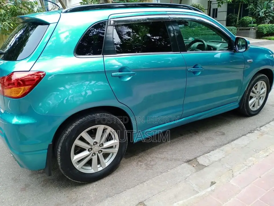 Mitsubishi RVR 2010 Blue
