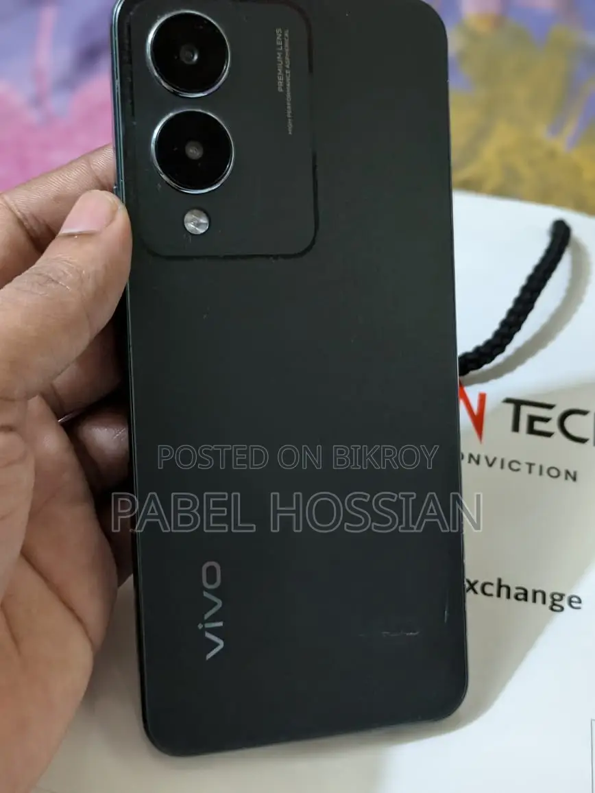 ভিভো ওয়াই ১৭ ১২৮ জিবি