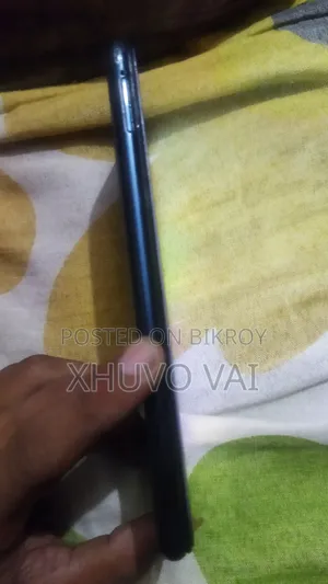 Vivo Y11 32 GB Blue