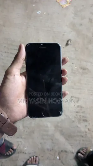 Apple iPhone 6 64 GB Silver