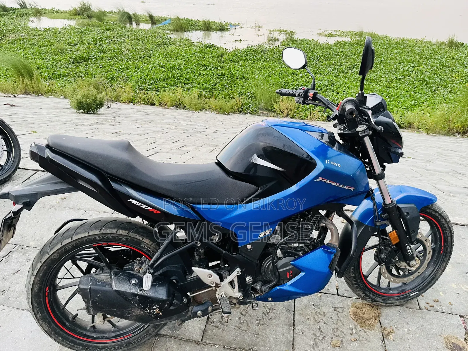 হিরো থ্রিলার ১৬০আর ২০২১ নীল