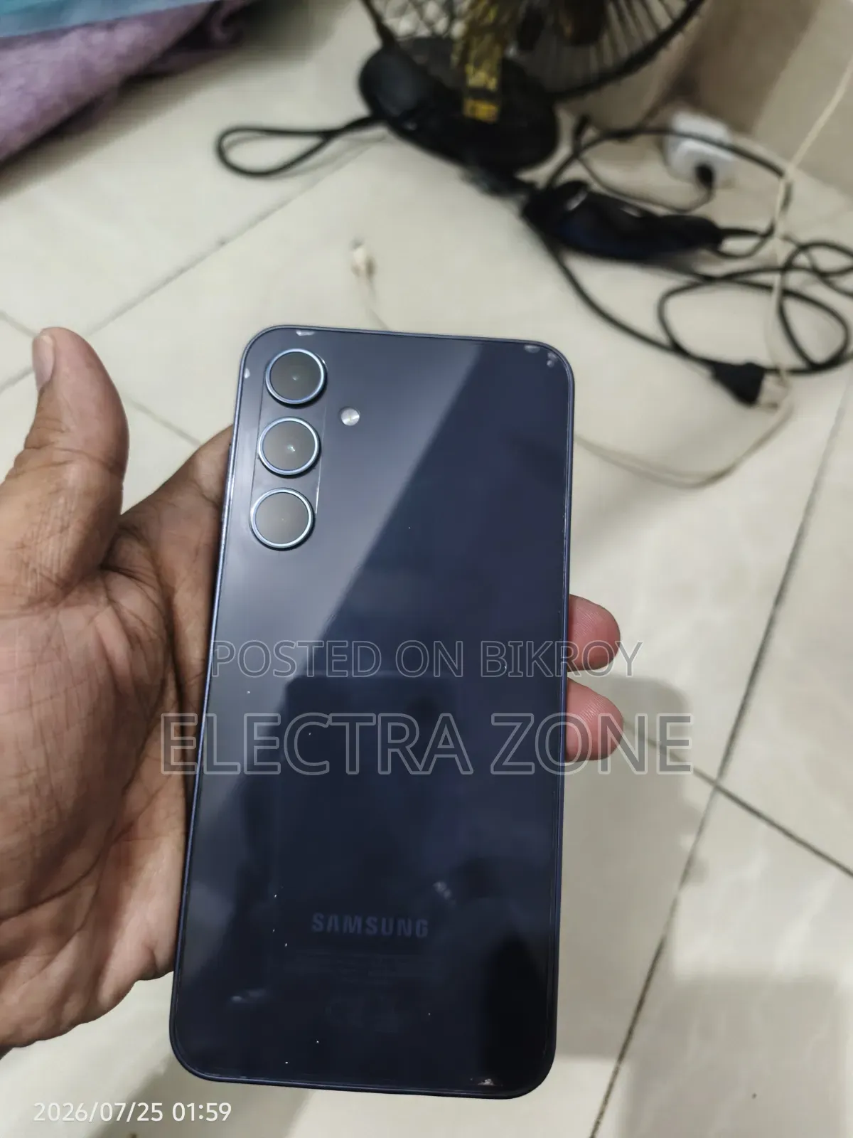 স্যামসাং গ্যালাক্সি এ৩৫ ১২৮ জিবি পার্পল
