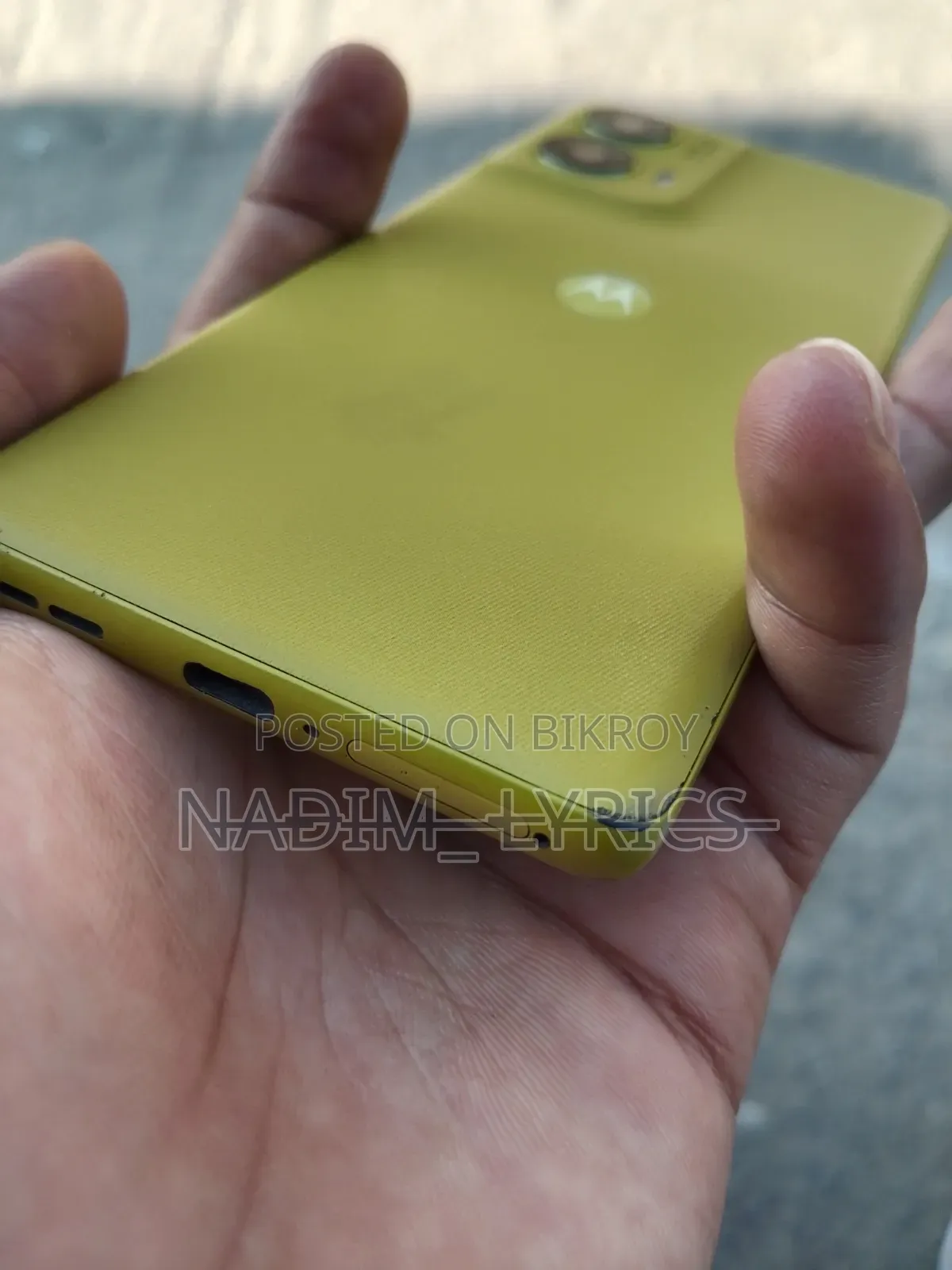 Motorola Moto G85 128 GB Yellow