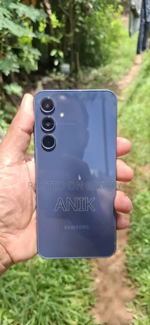 নতুন স্যামসাং গ্যালাক্সি এ৩৫ ১২৮ জিবি নীল