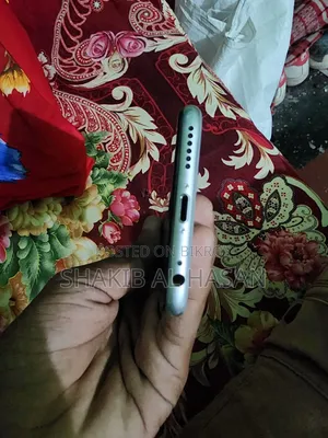 অ্যাপল আইফোন ৬ ৩২ জিবি সিলভার