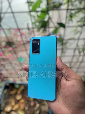 ভিভো ভি২৩ ১২৮ জিবি নীল