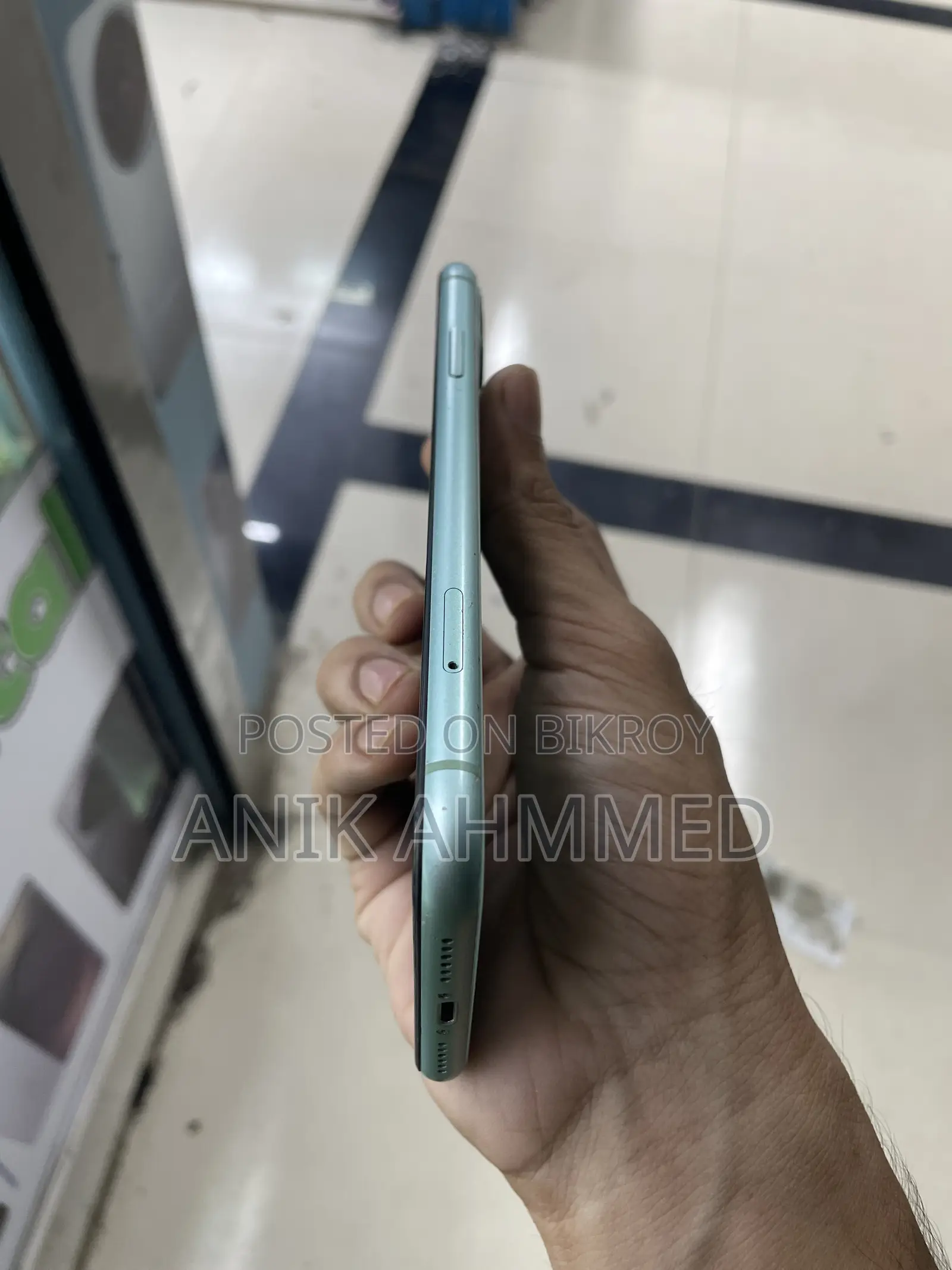 Apple iPhone 11 64 GB Blue