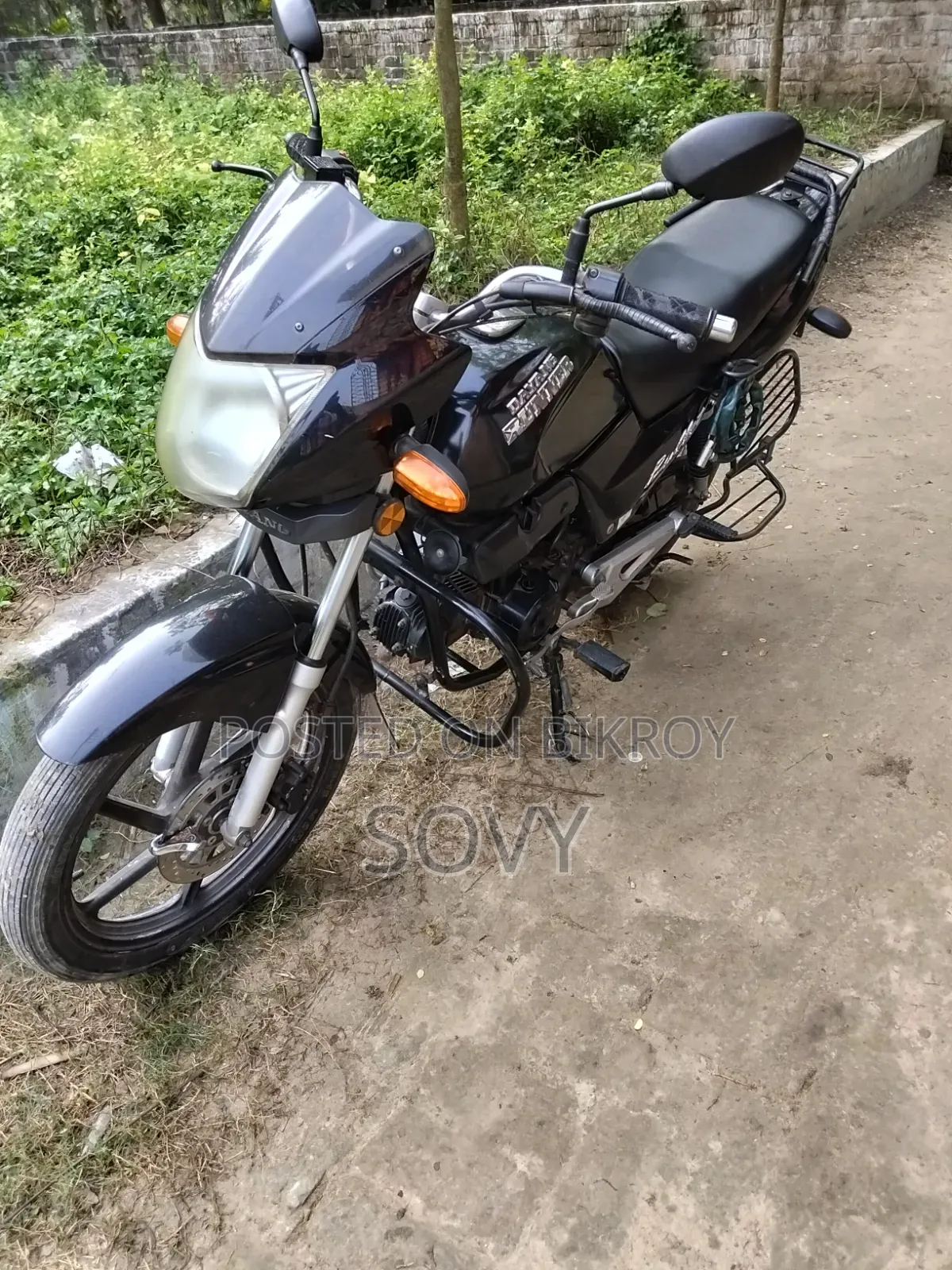 Runner Bullet 100 2016 Black