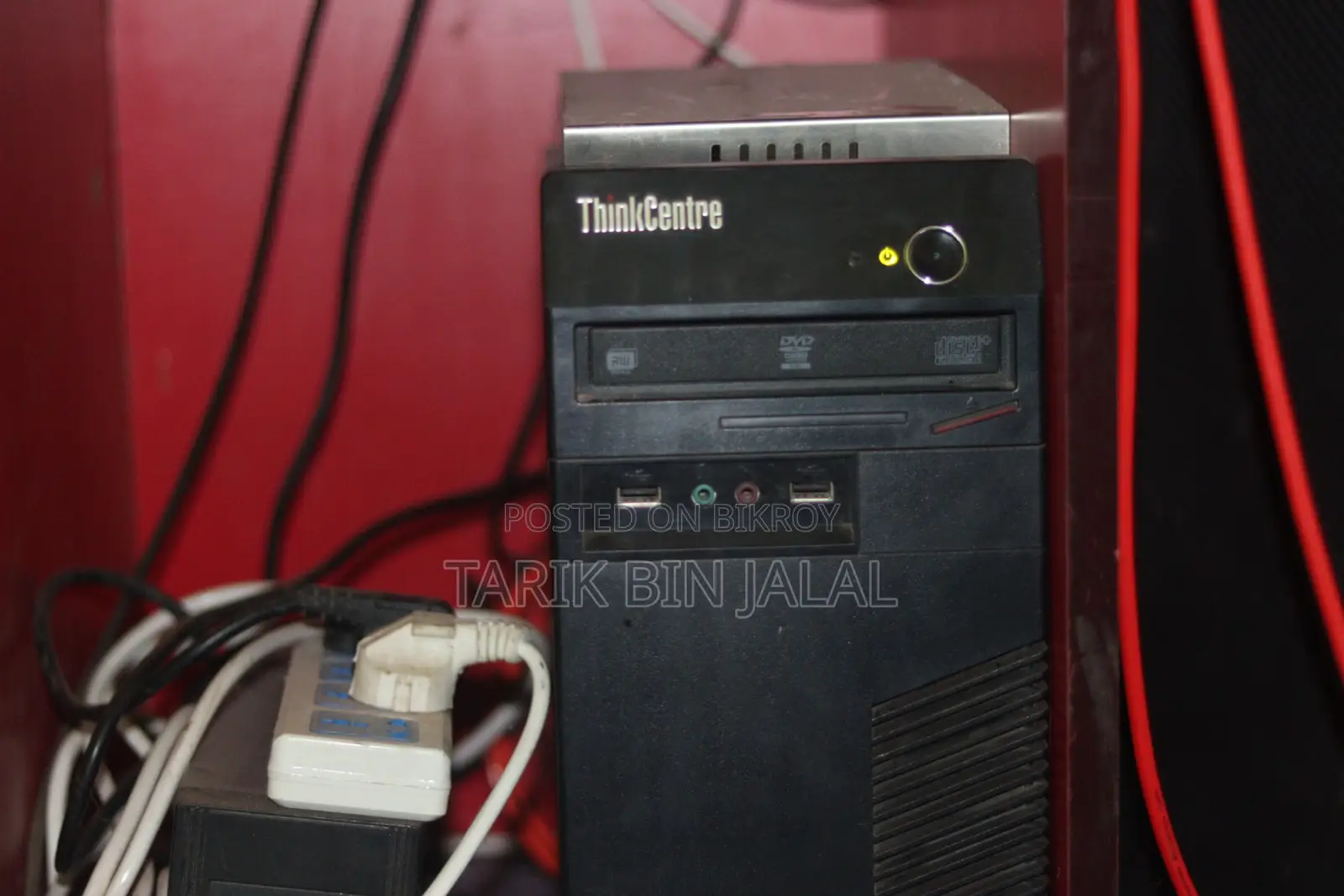 Lenovo ThinkStation S20 12GB Intel Core I3 HDD+SSD 640GB
