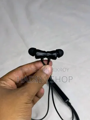 Cavix 001 Model Original Neckband