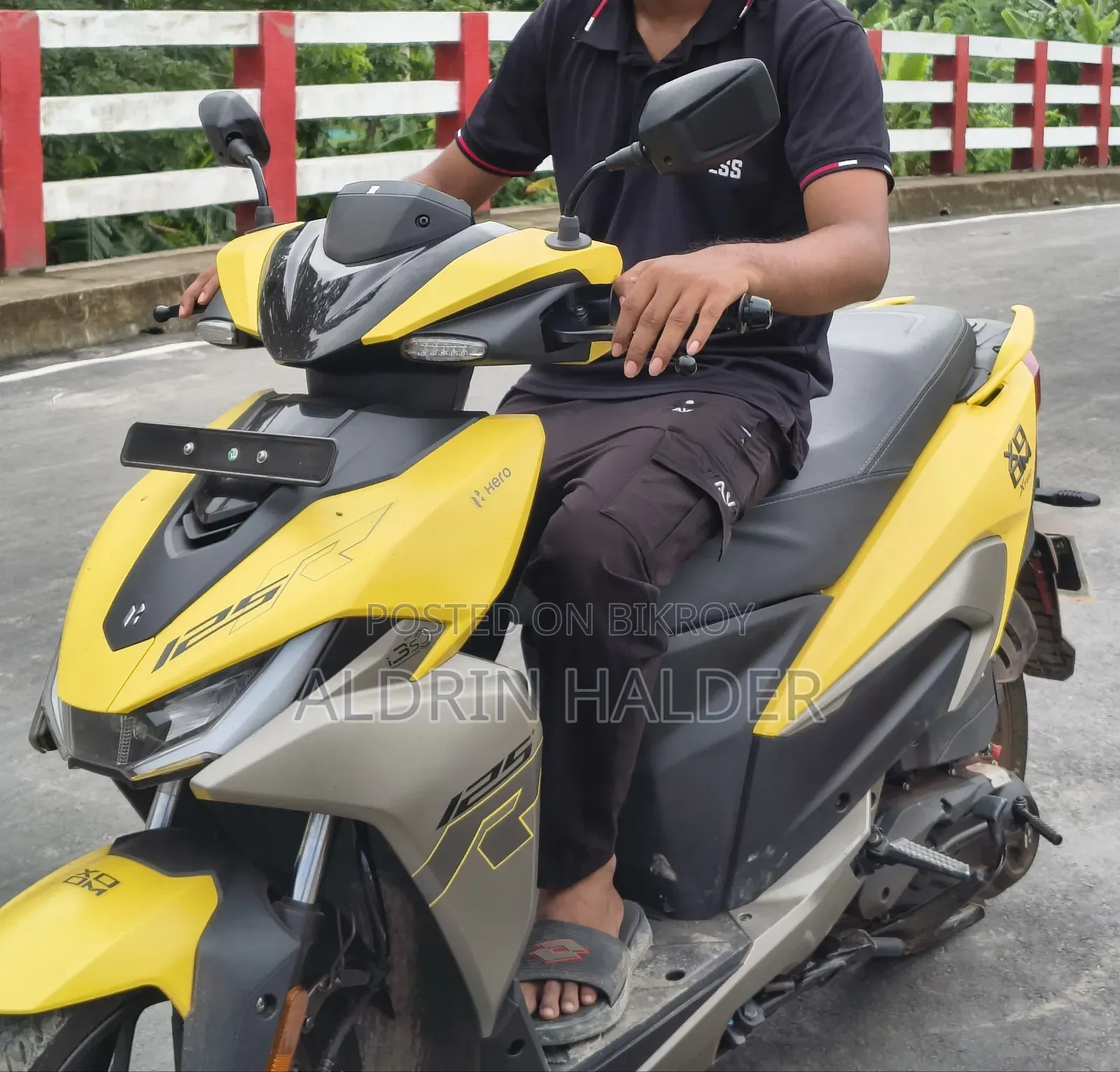 New Hero Xoom 125 2026 Yellow
