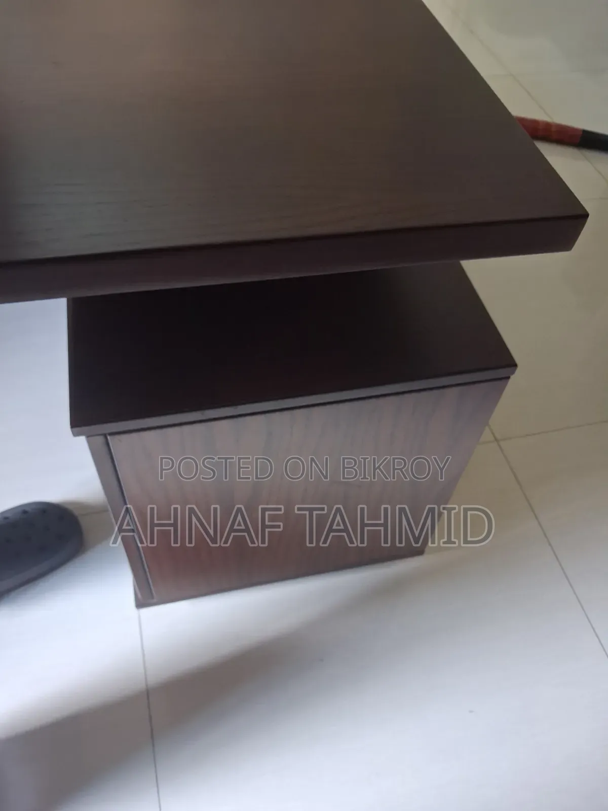 টিভির কেবিনেট বিক্রির জন্য। ব্যবহৃত